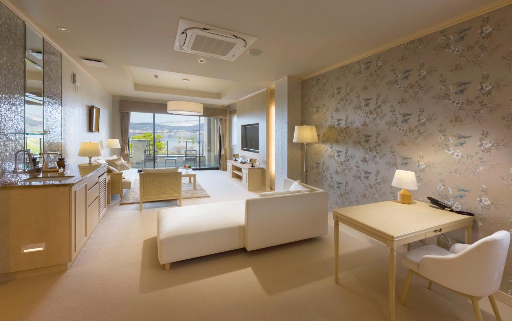Katakura Silk Hotel Suwa  Extérieur photo